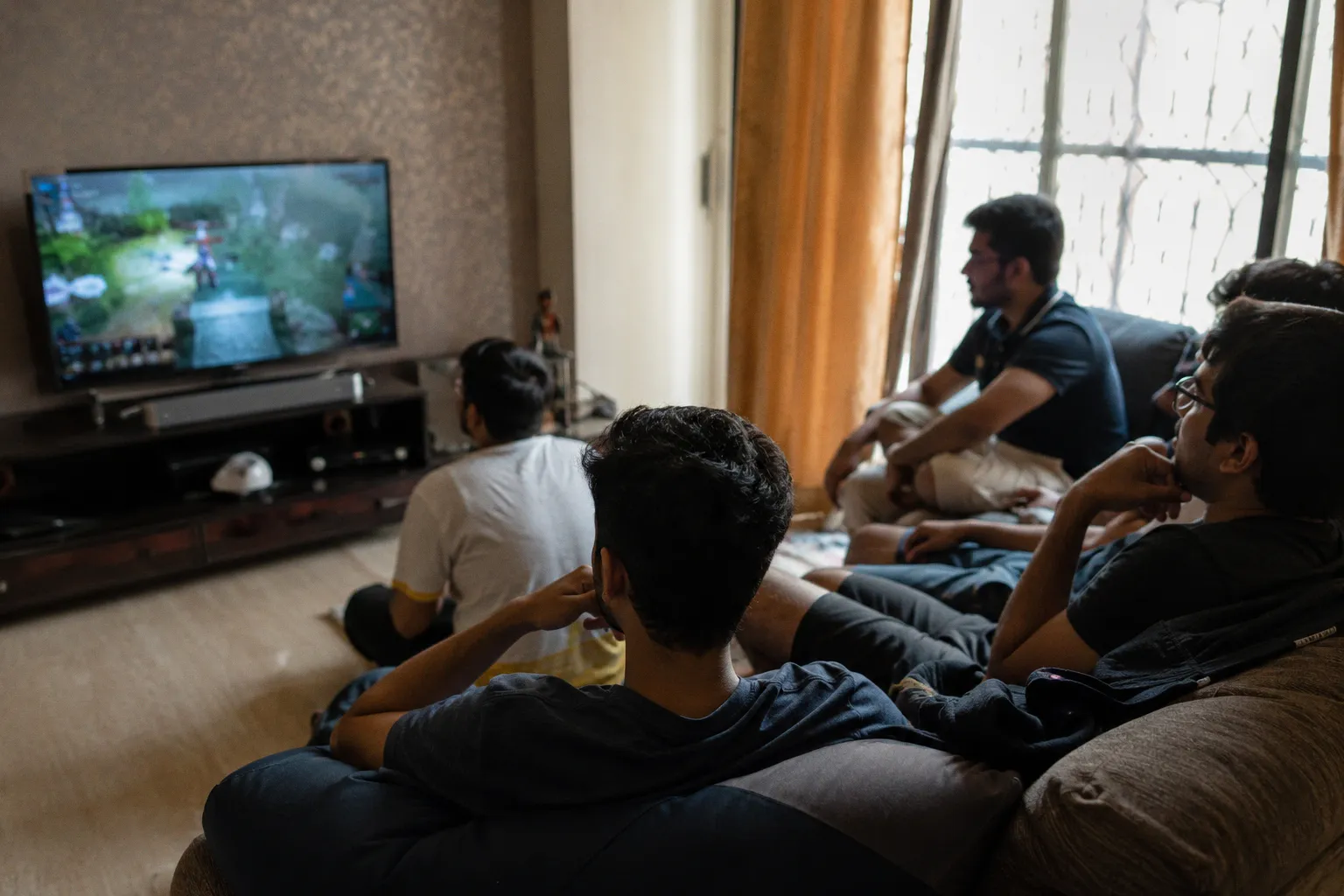 Compare Loco and Rooter monetization for Indian streamers